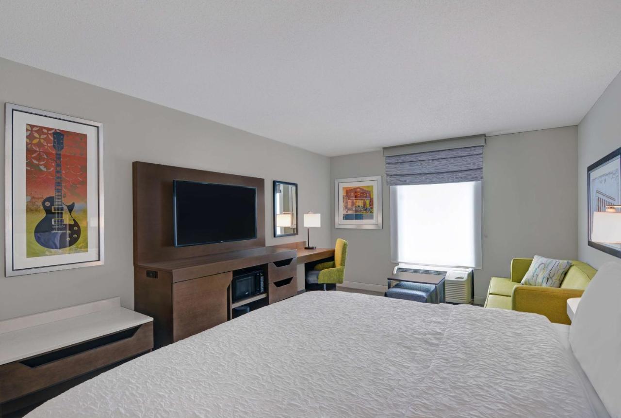 | Hampton Inn Gallatin
