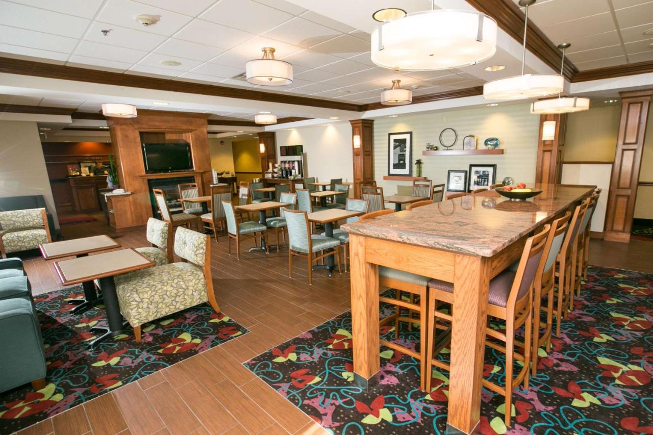 | Hampton Inn Hadley-Amherst Area