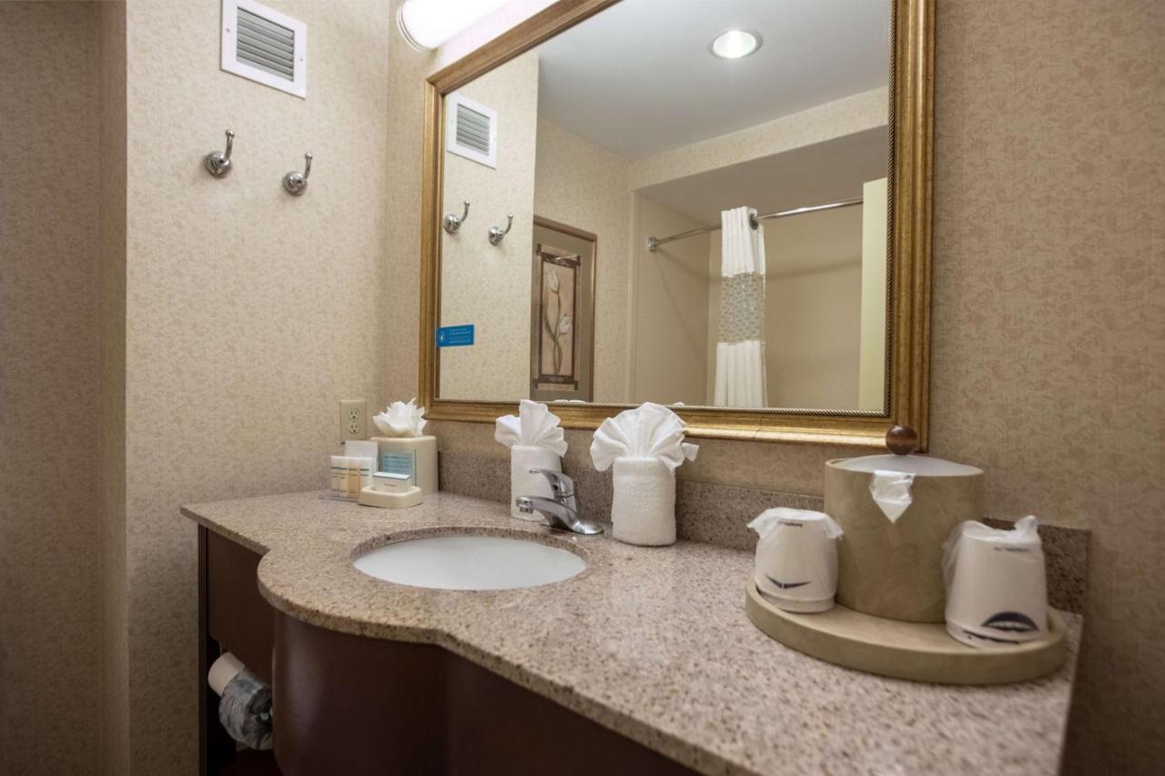  | Hampton Inn Hadley-Amherst Area