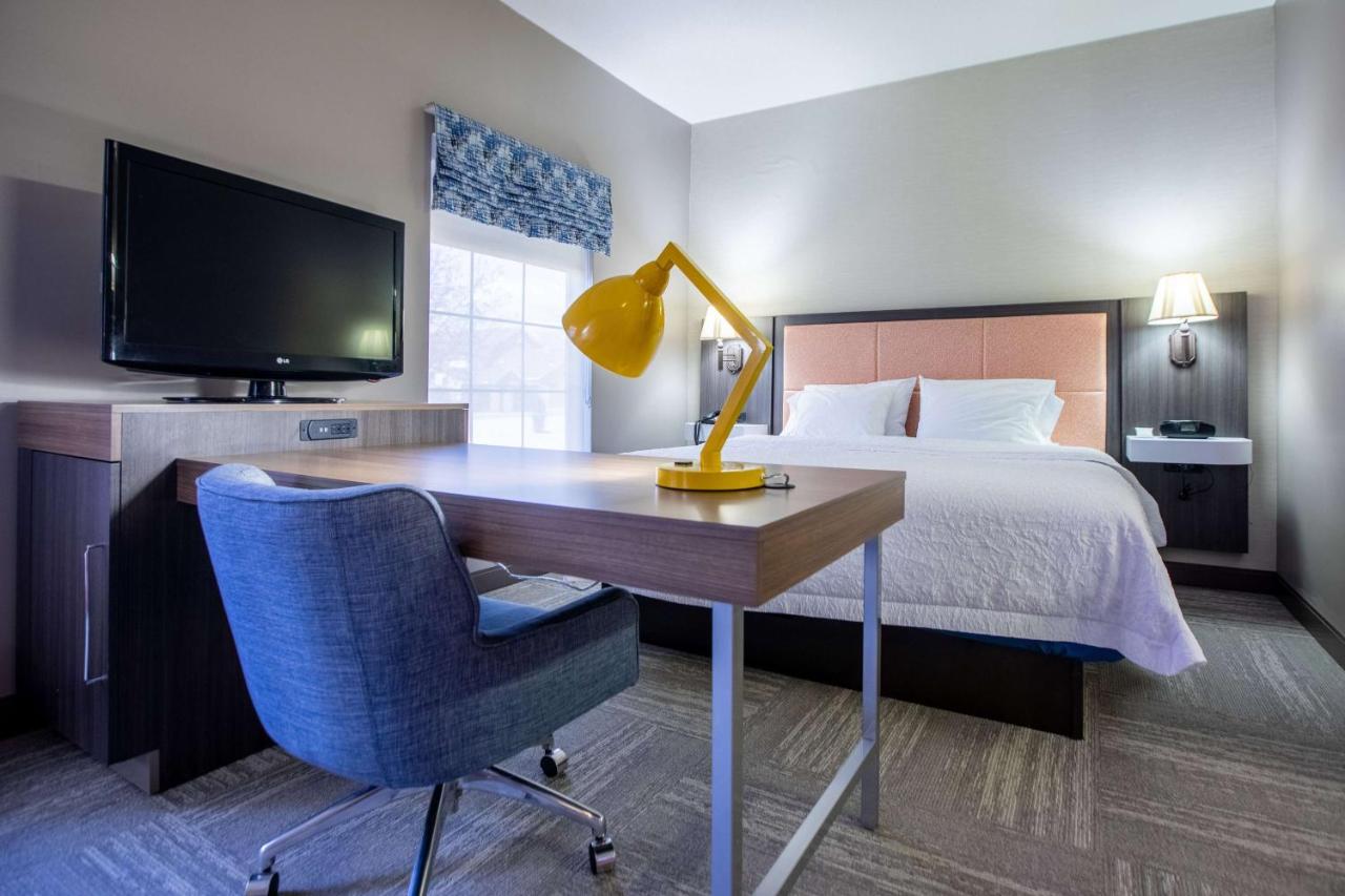 | Hampton Inn Hadley-Amherst Area