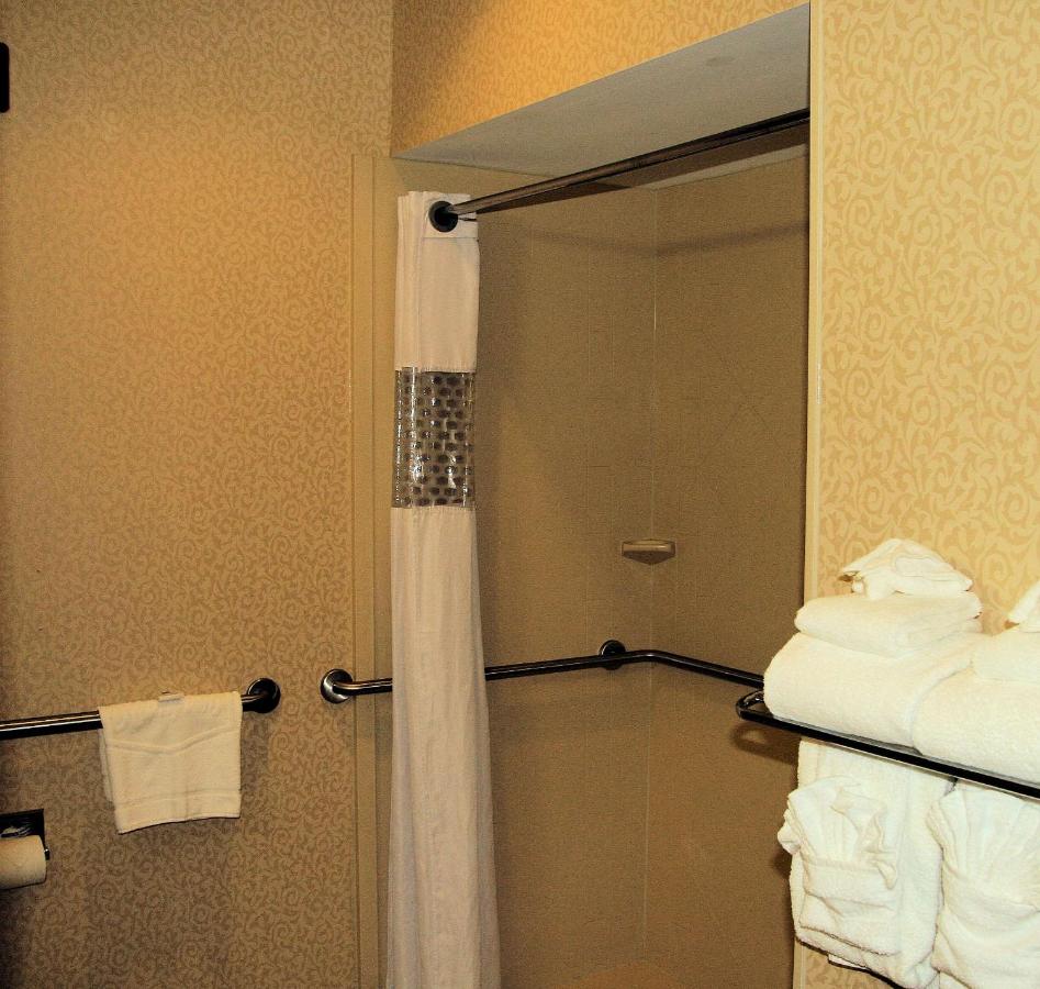 | Hampton Inn Hadley-Amherst Area