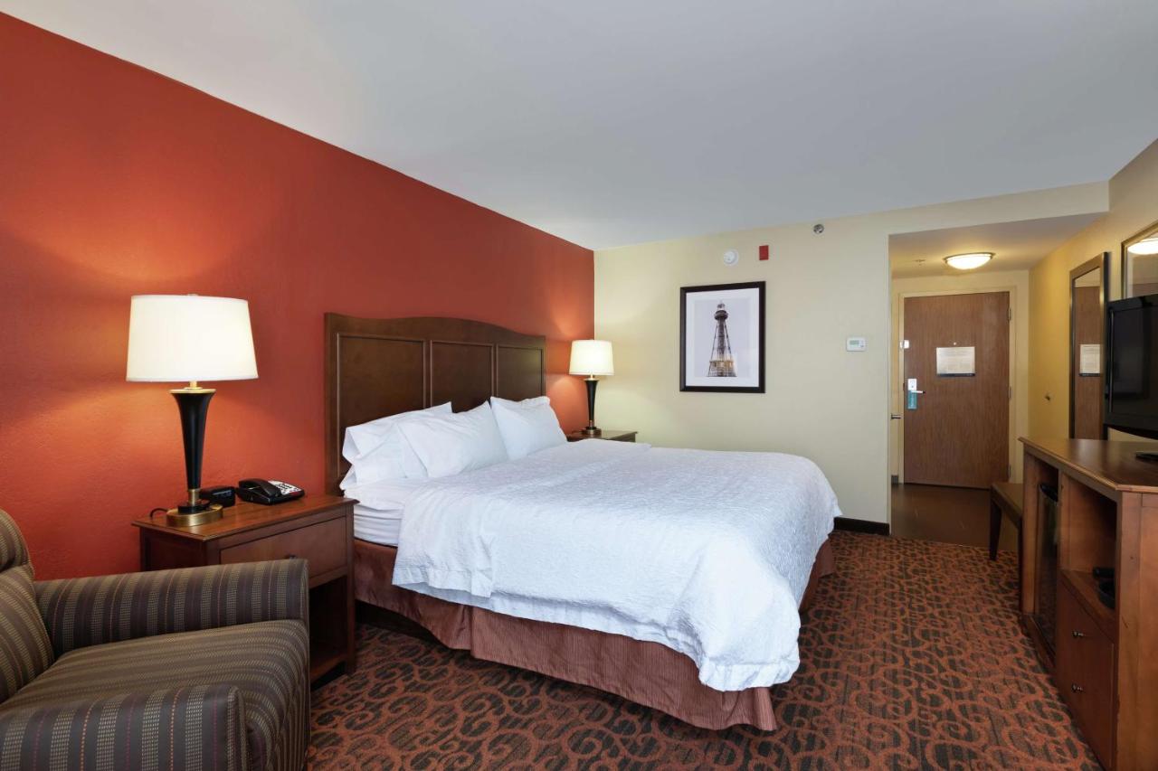 King Room - Non-Smoking at Hampton Inn Houma