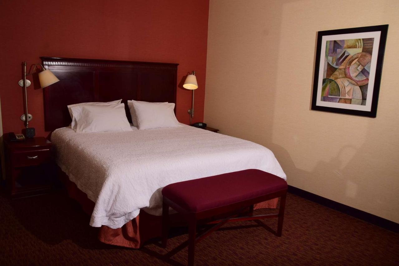 King Room at Hampton Inn Indiana