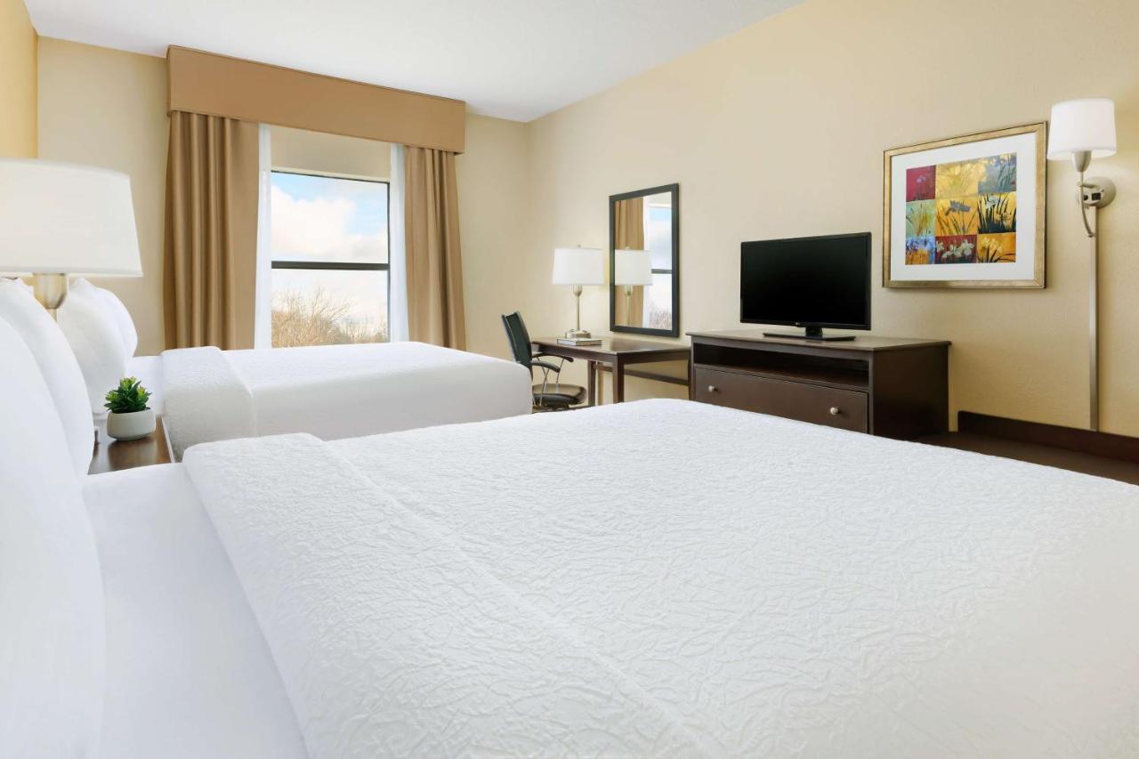 Queen Room with Two Queen Beds - Non-Smoking at Hampton Inn Jackson