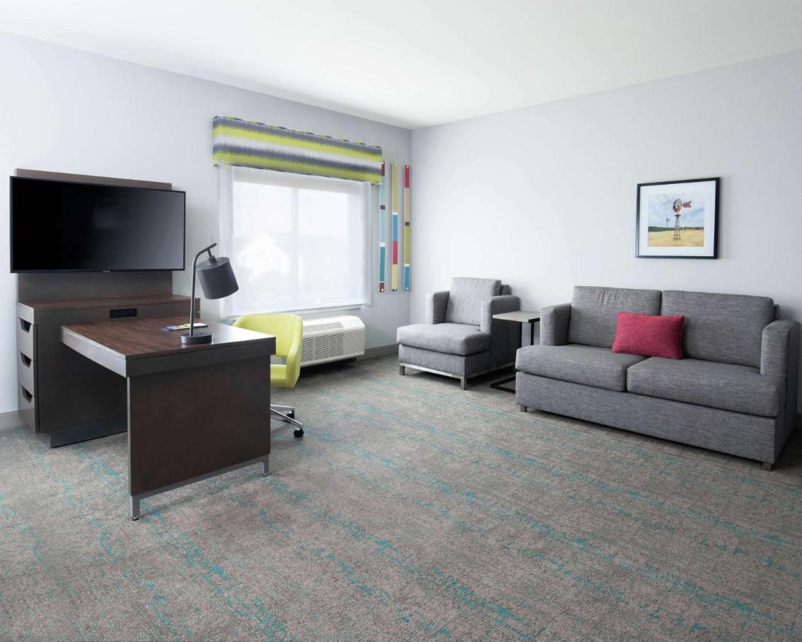 Queen Studio with Sofa Bed at Hampton Inn & Suites Lubbock Southwest