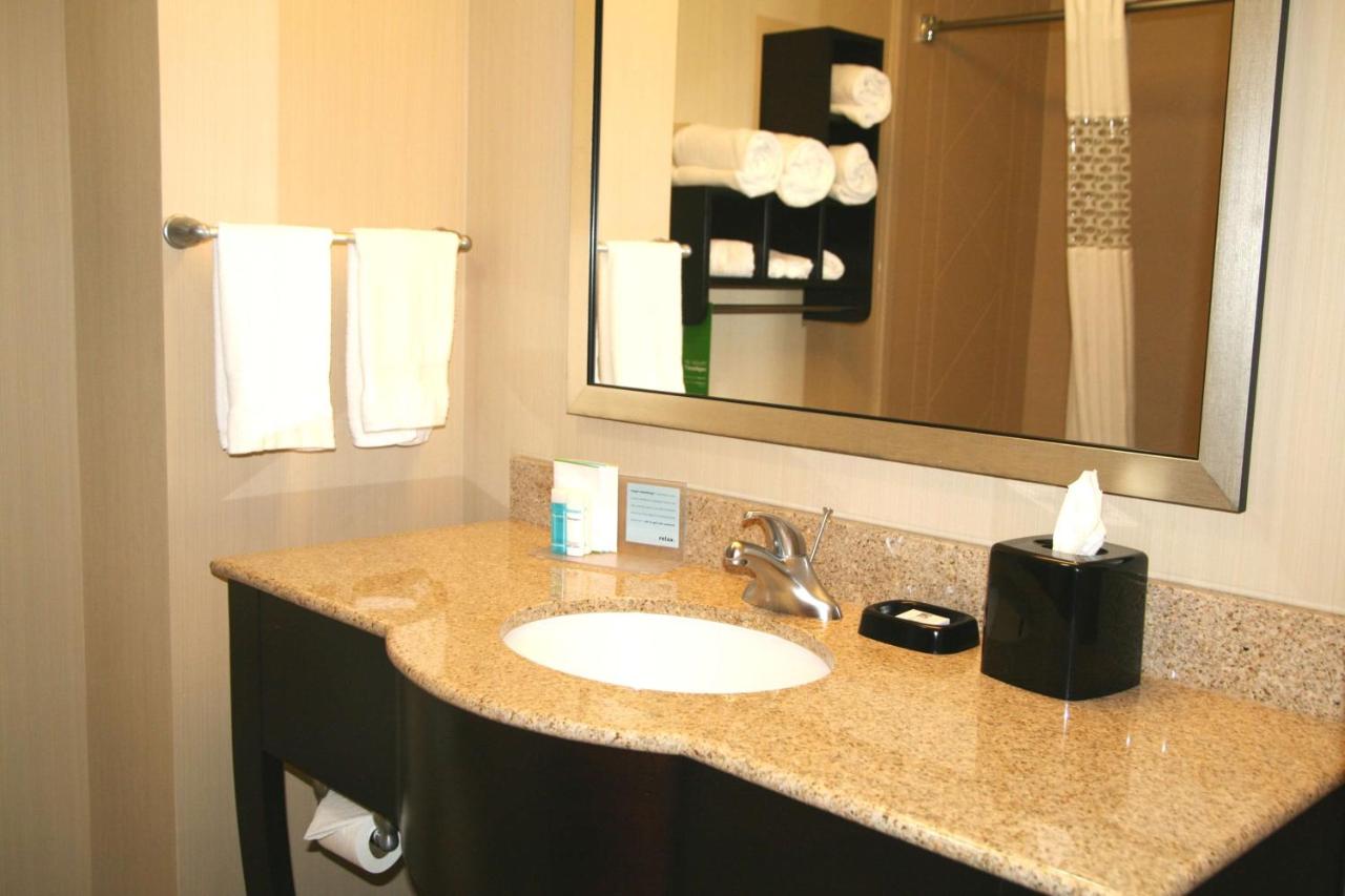 King Room at Hampton Inn & Suites Liberal