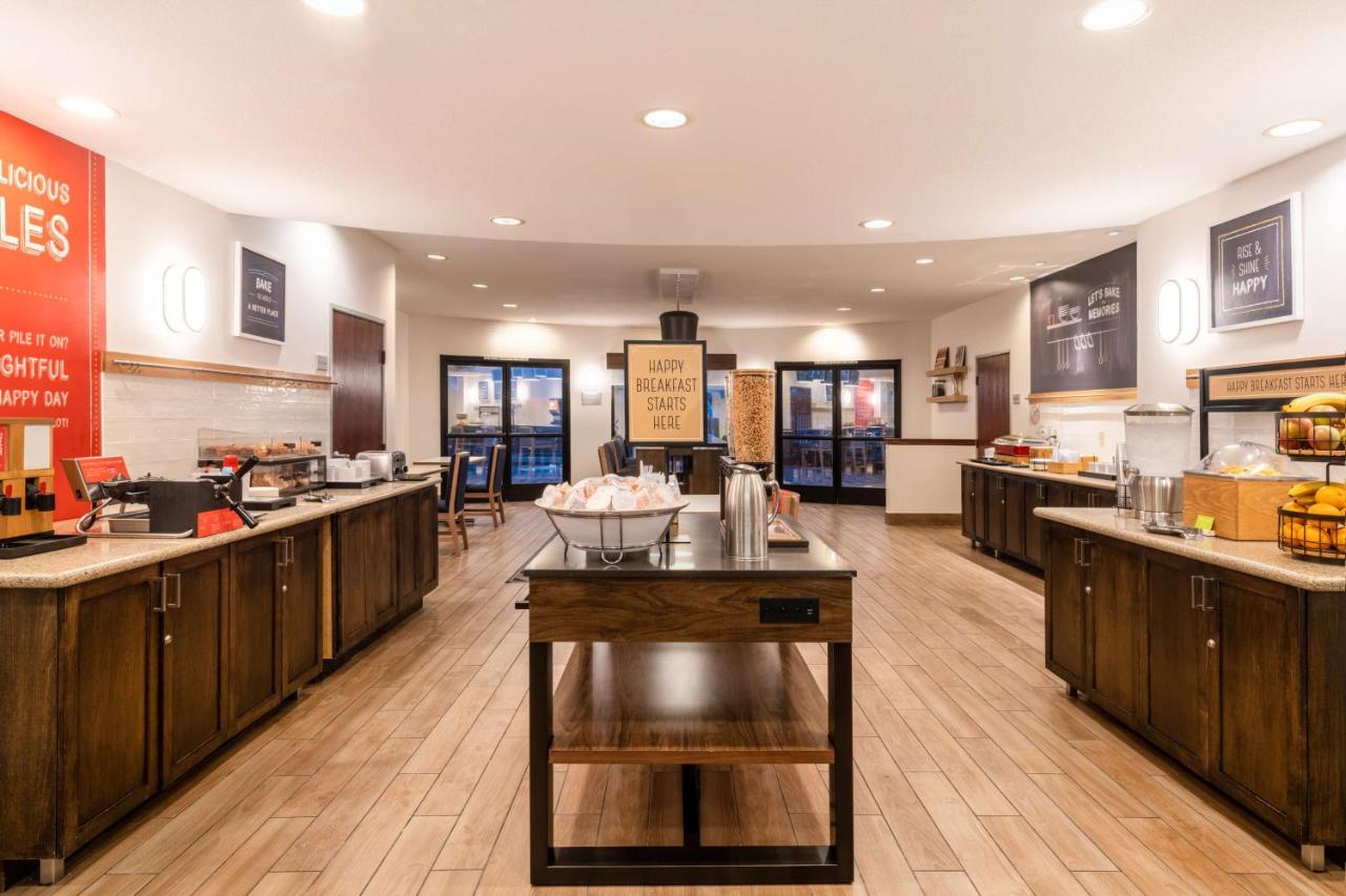 | Hampton Inn Irvine/East Lake Forest