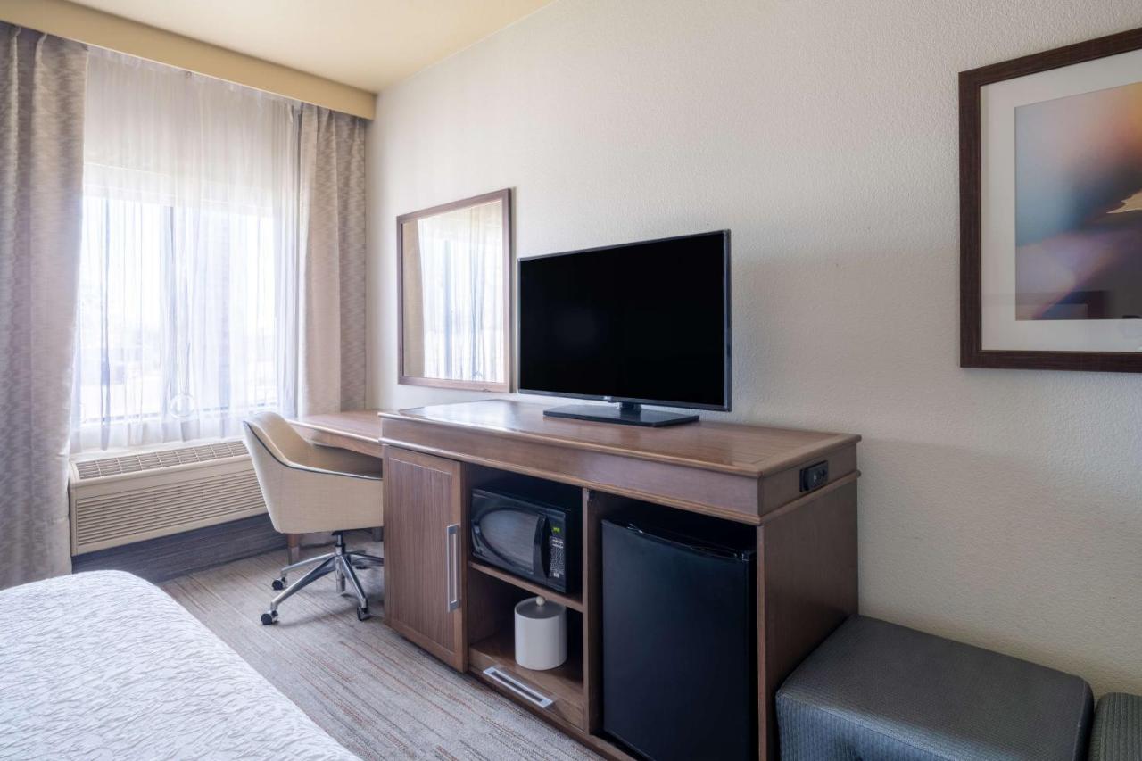 | Hampton Inn Irvine/East Lake Forest