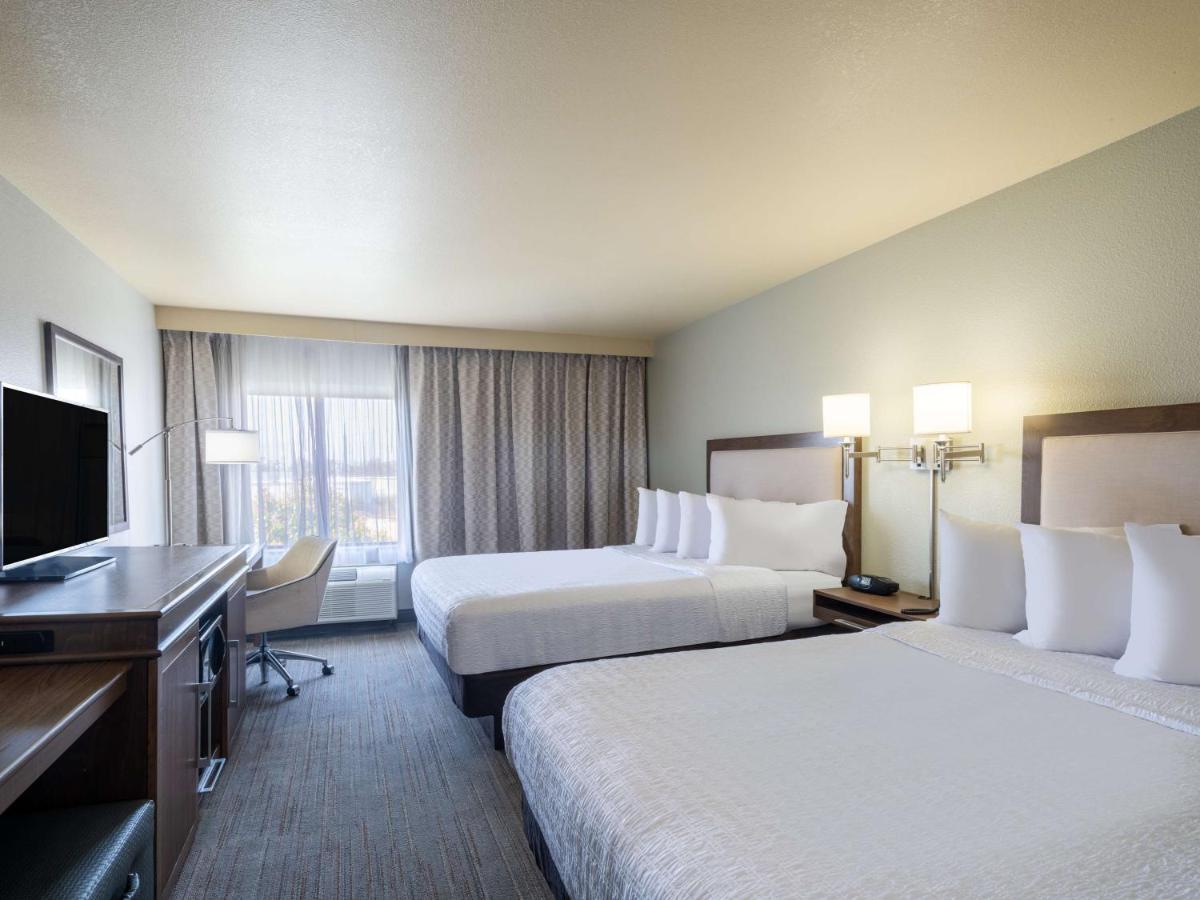 | Hampton Inn Irvine/East Lake Forest