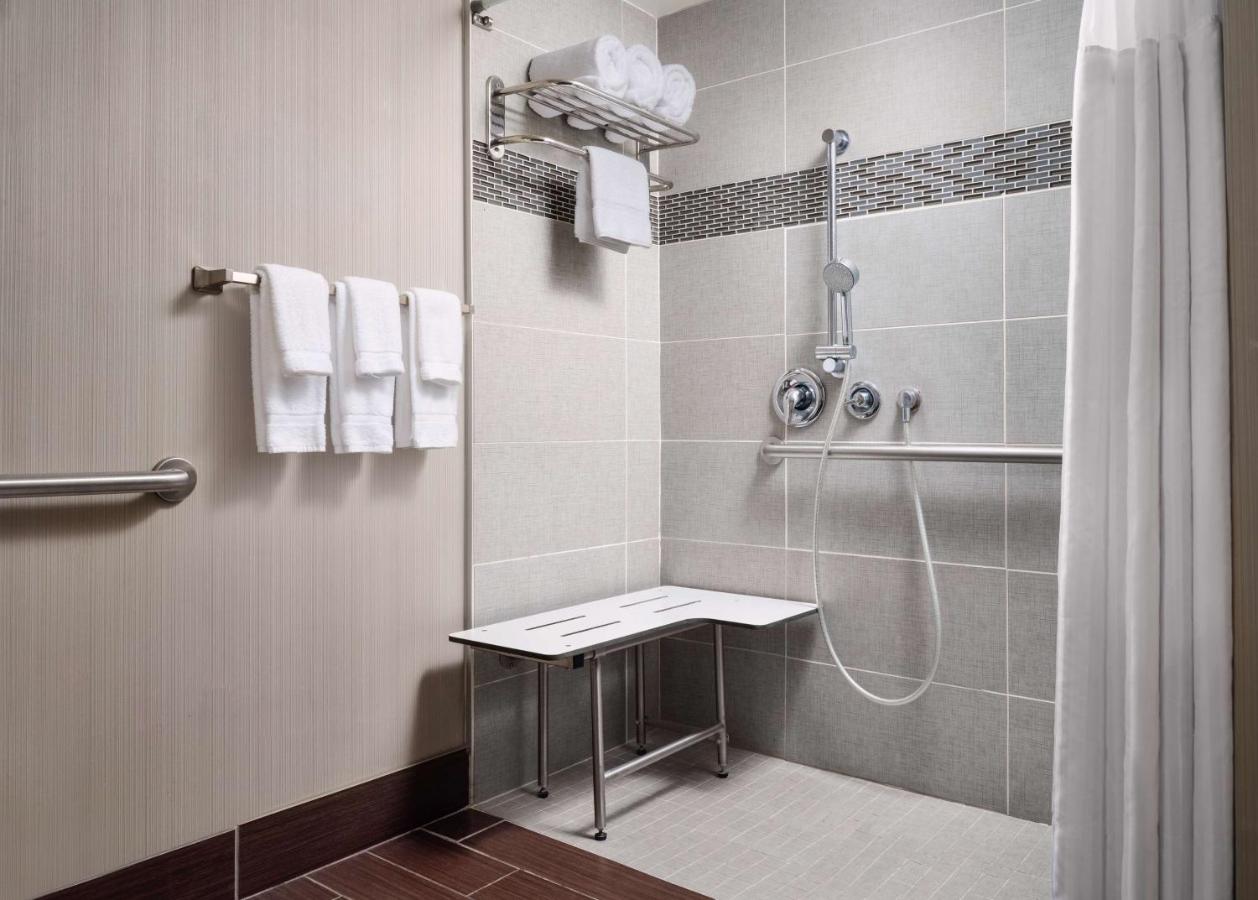 Queen Room with Two Queen Beds with Roll-In Shower - Disability Access at Hilton Garden Inn Los Angeles/Redondo Beach