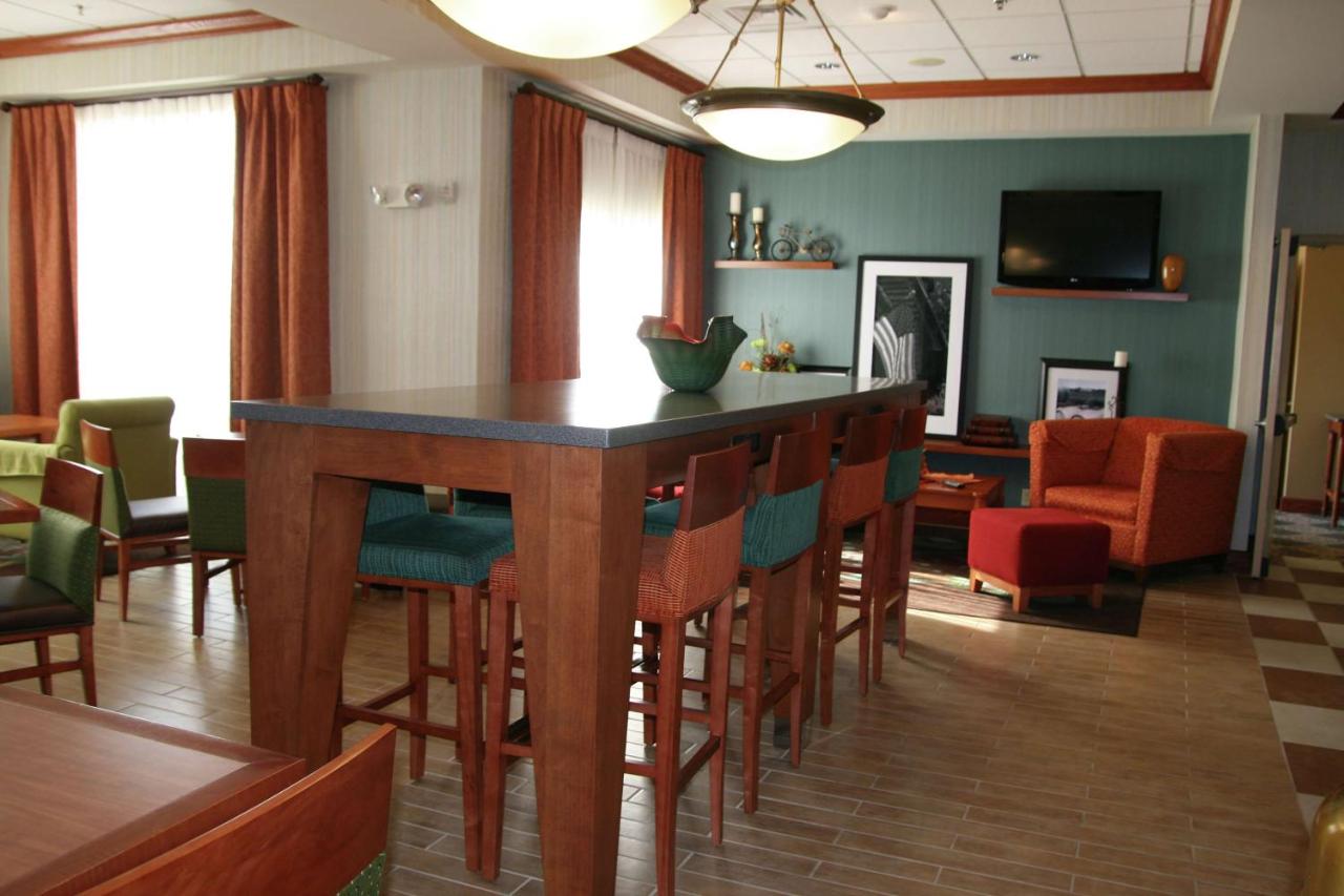| Hampton Inn Lebanon