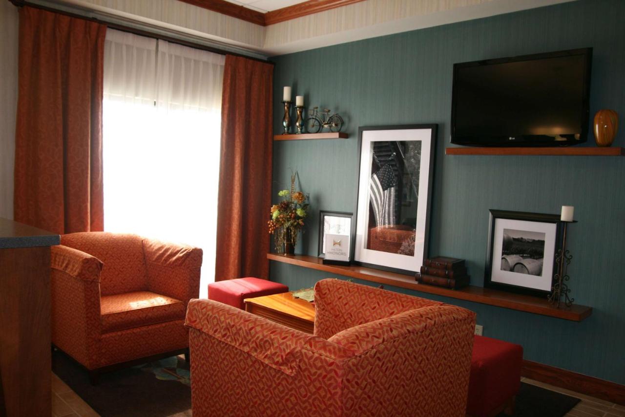 | Hampton Inn Lebanon