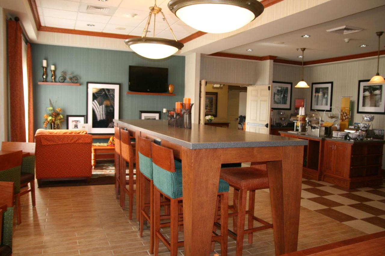 | Hampton Inn Lebanon