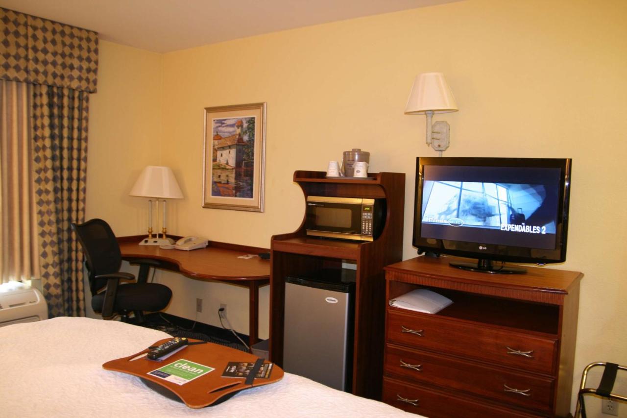 | Hampton Inn Lebanon