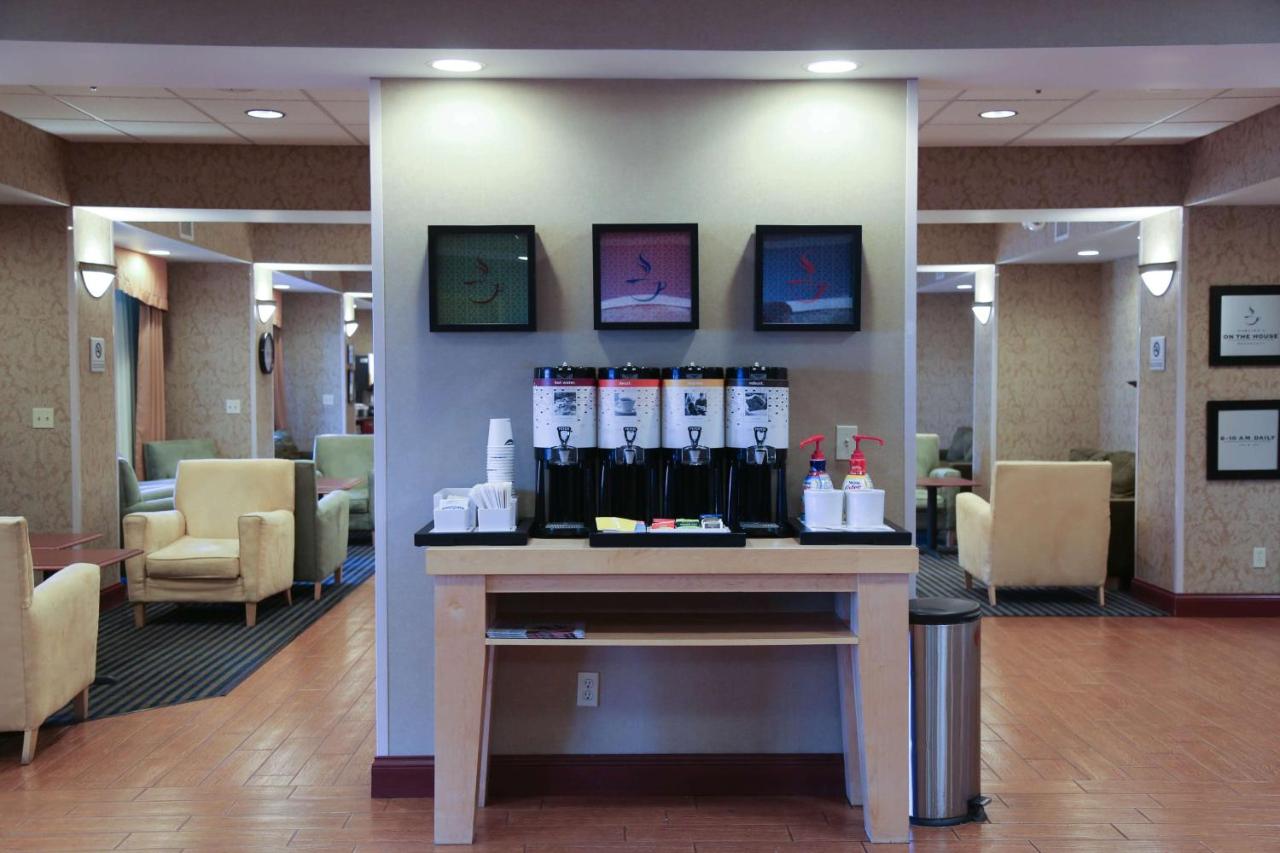 | Hampton Inn Morehead
