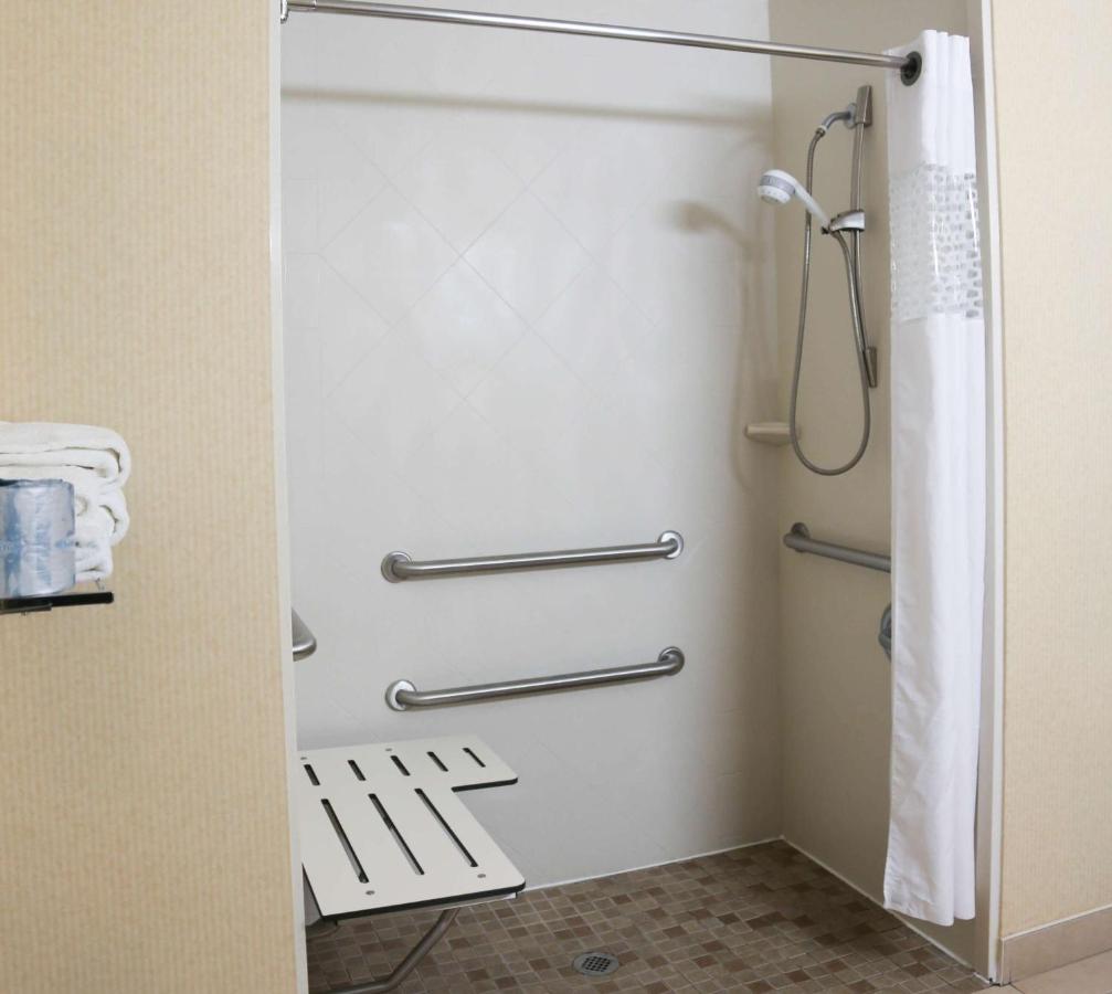 | Hampton Inn Morehead