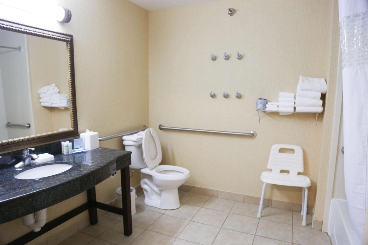 | Hampton Inn Morehead