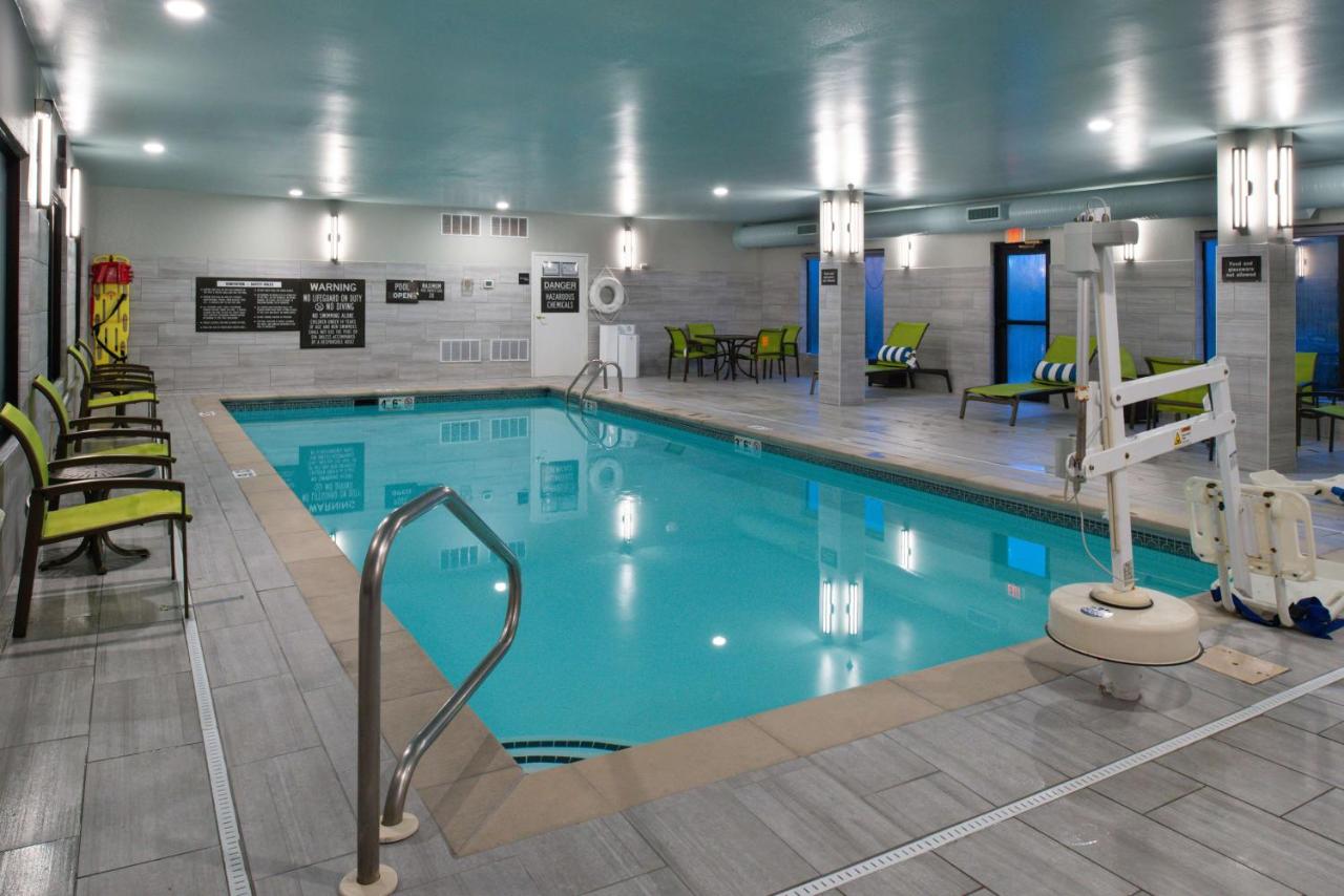 | Hampton Inn LaPorte