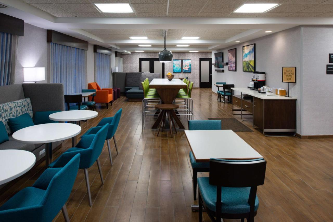 | Hampton Inn LaPorte