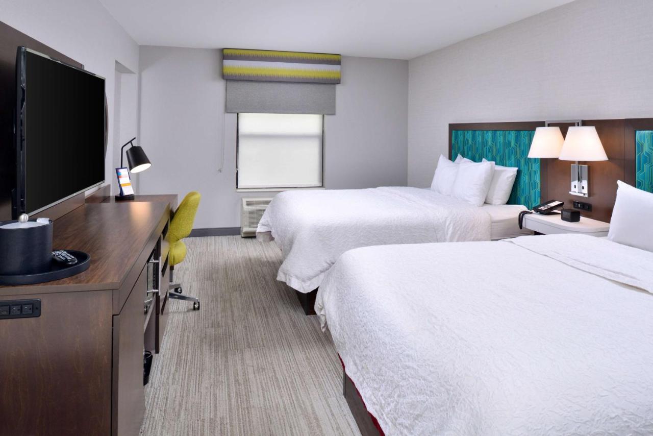 | Hampton Inn LaPorte