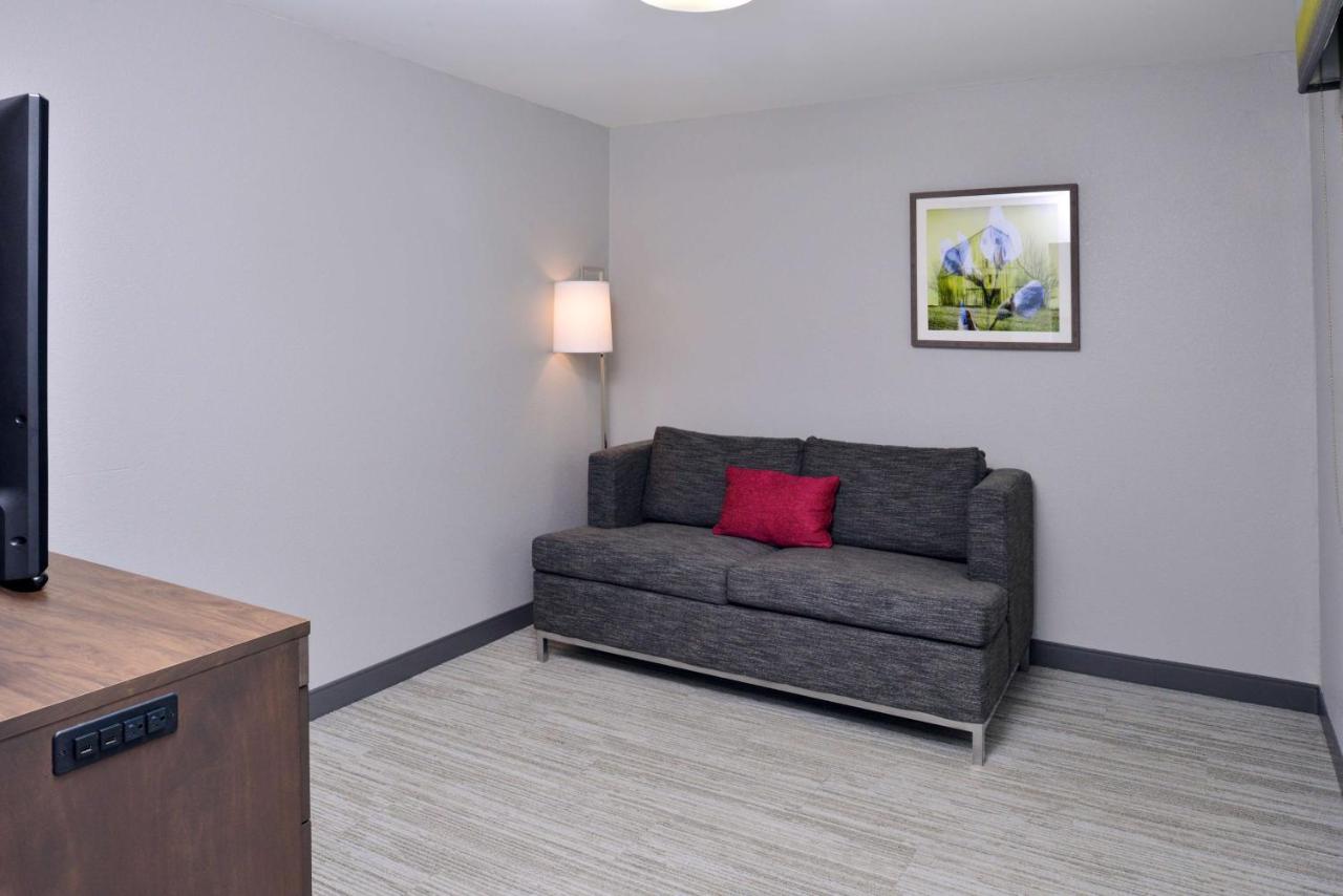| Hampton Inn LaPorte