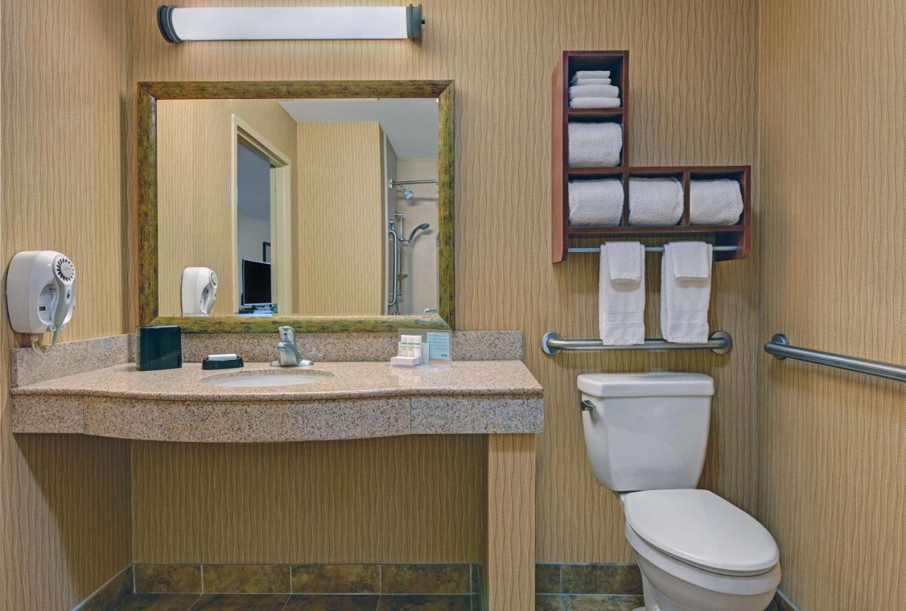 King Room - Non-Smoking at Hampton Inn Deming