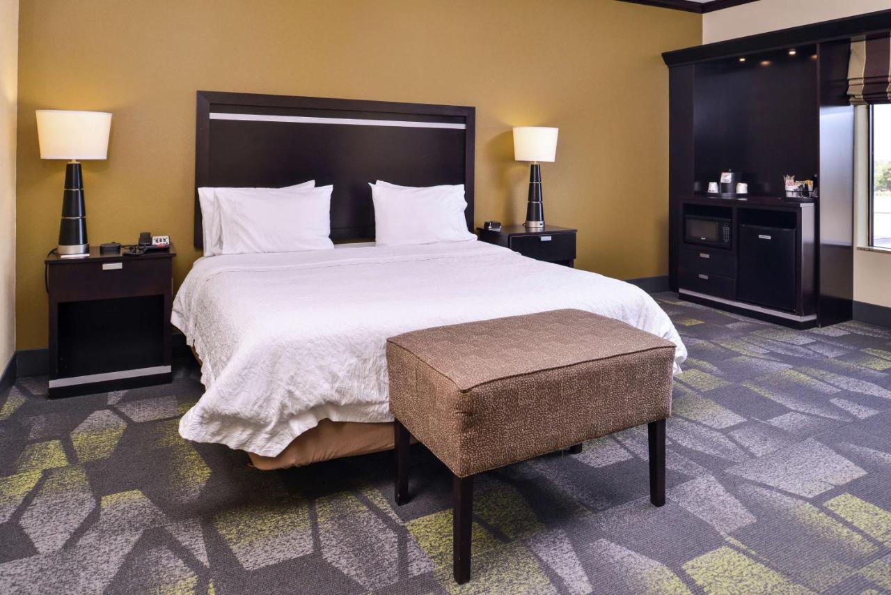 King Room - Non-Smoking at Hampton Inn & Suites Big Spring