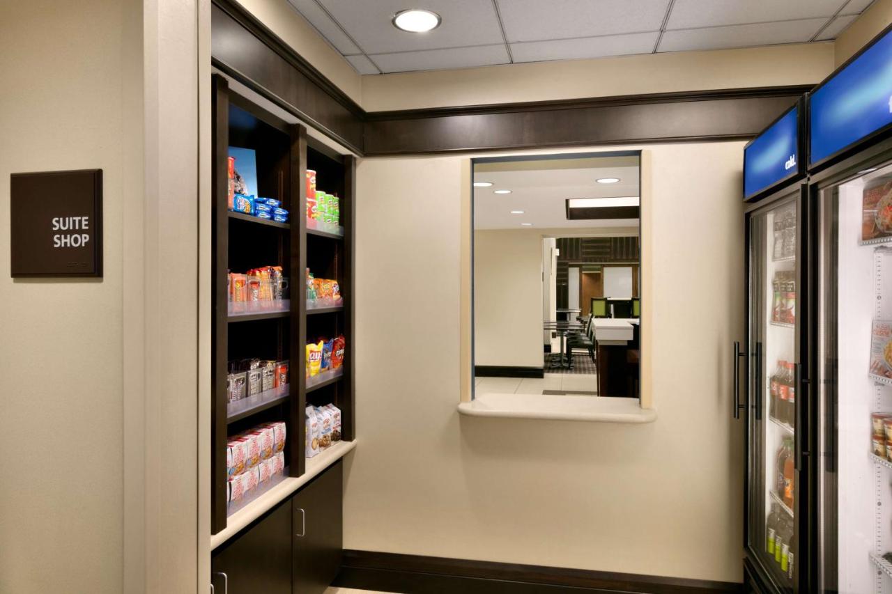 | Hampton Inn & Suites Mahwah