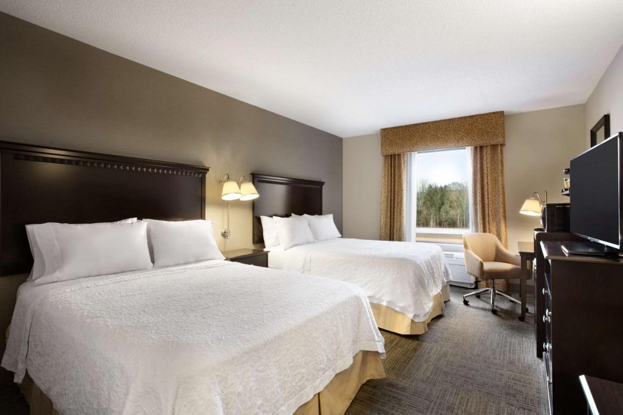 | Hampton Inn & Suites Mahwah