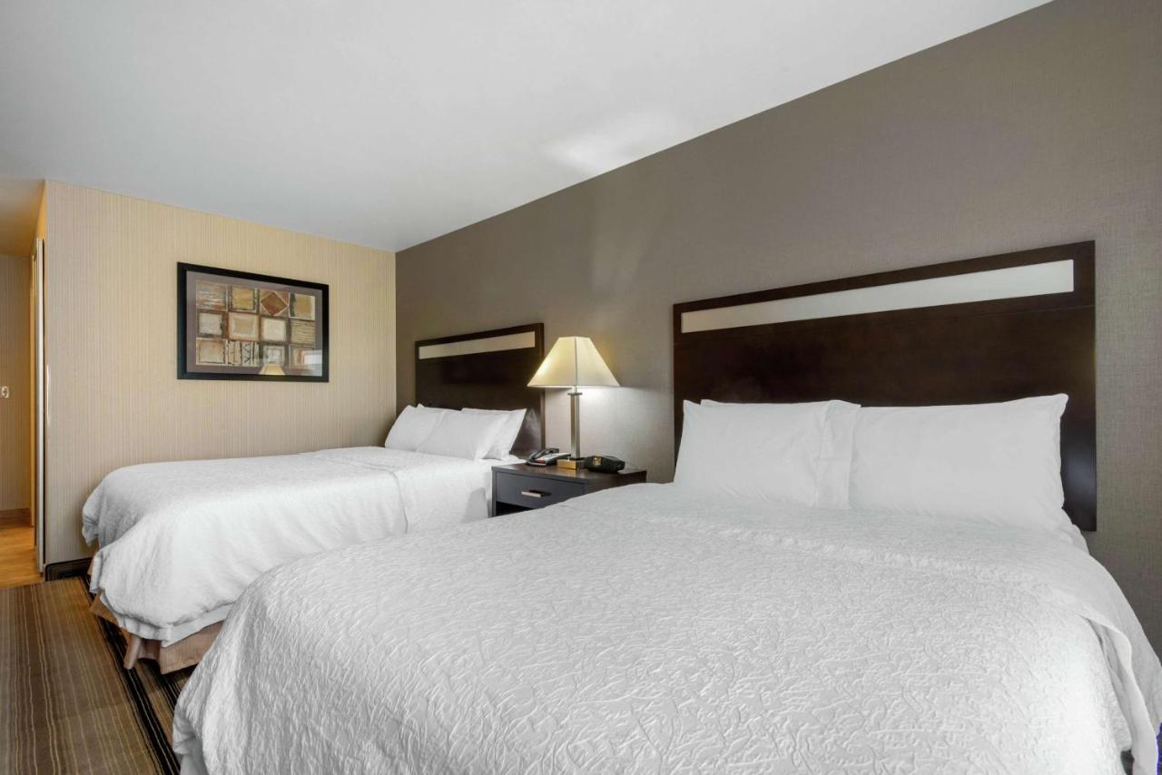 Queen Room with Two Queen Beds at Hampton Inn Meadville