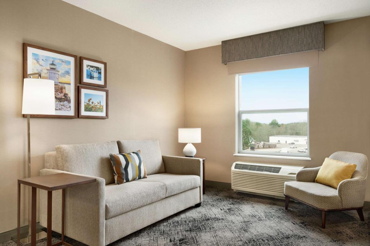Suite with Two Queen Beds at Hampton Inn & Suites Exeter