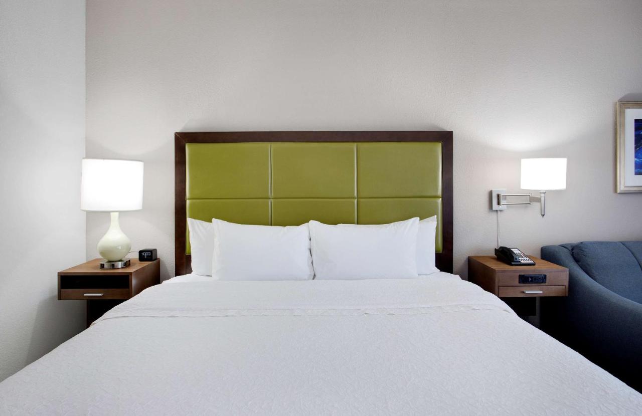 | Hampton Inn Middletown