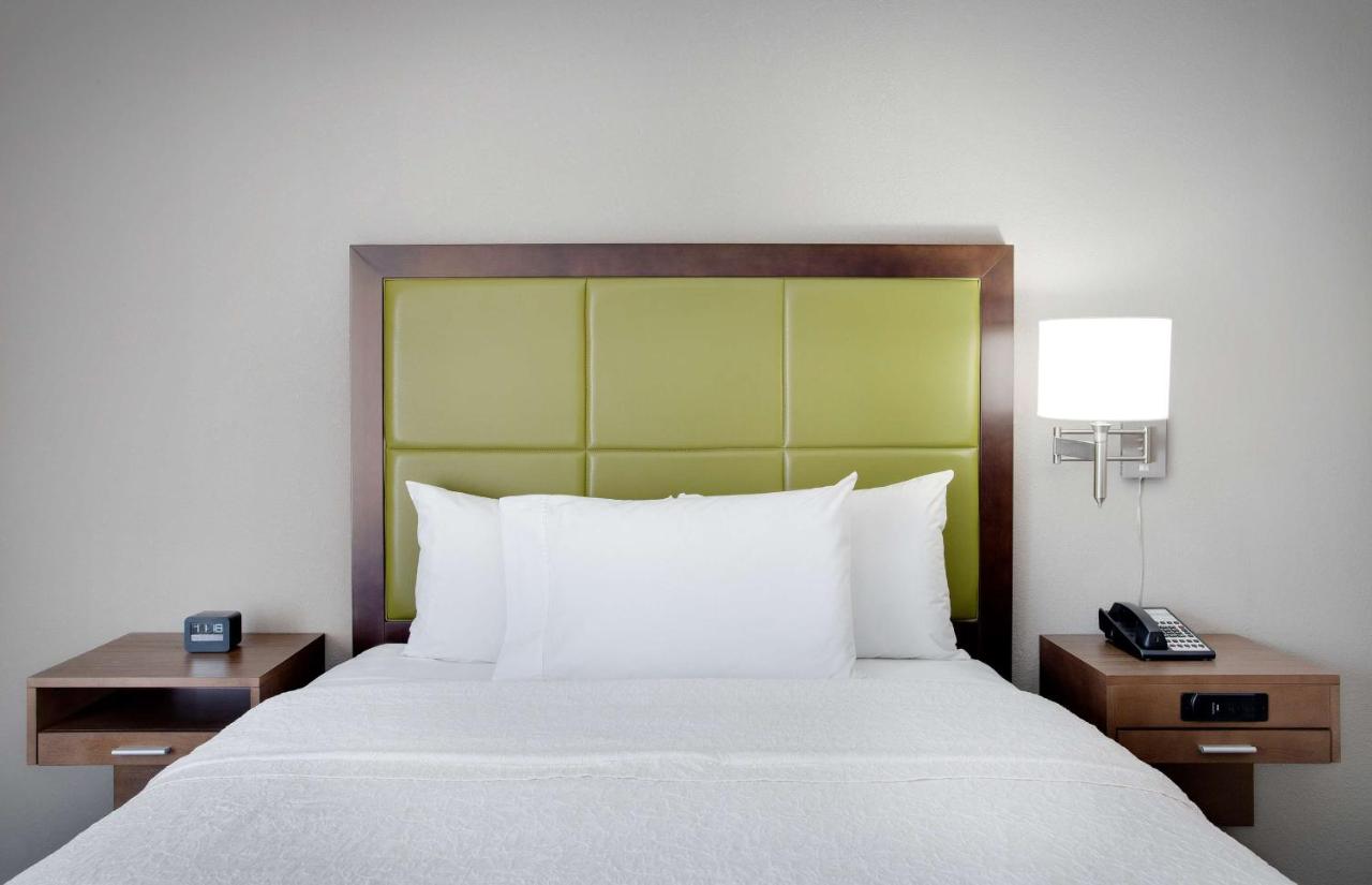 | Hampton Inn Middletown