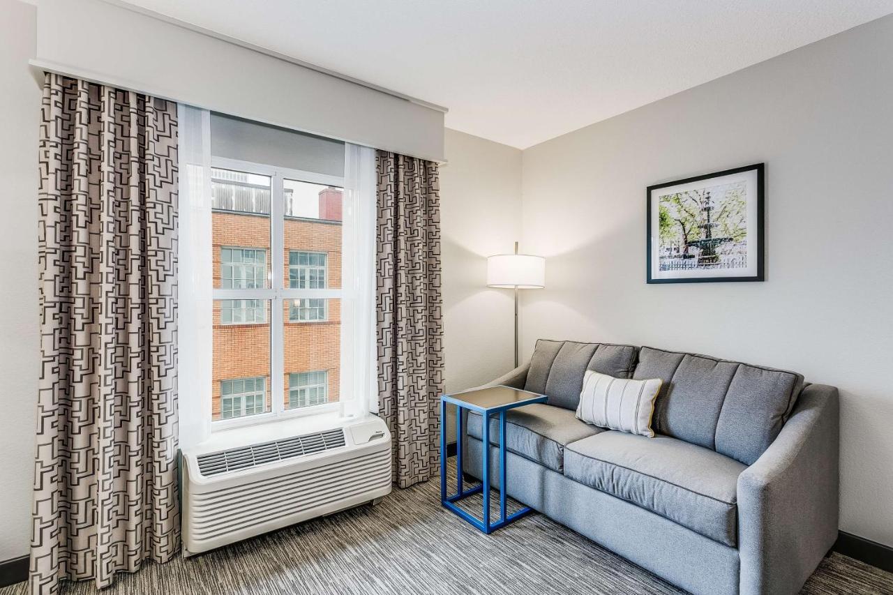 King Room - Non-Smoking at Hampton Inn & Suites Mobile- Downtown Historic District