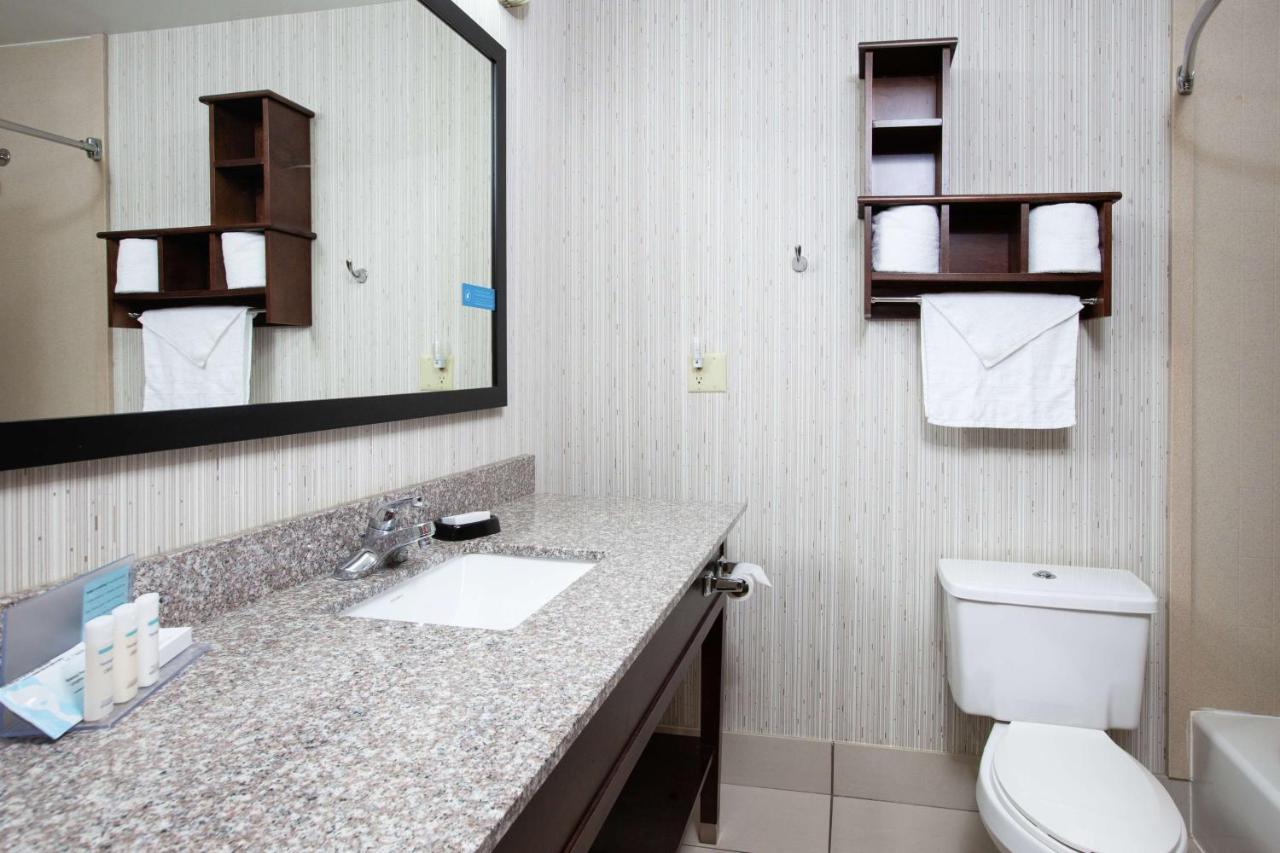 King Room - Non-Smoking at Hampton Inn Monroe