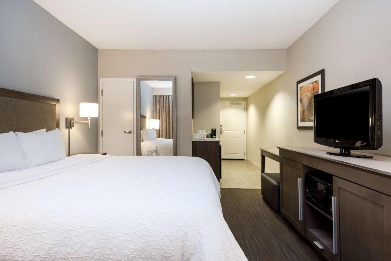 1 King Bed Nonsmoking at Hampton Inn Myrtle Beach-West