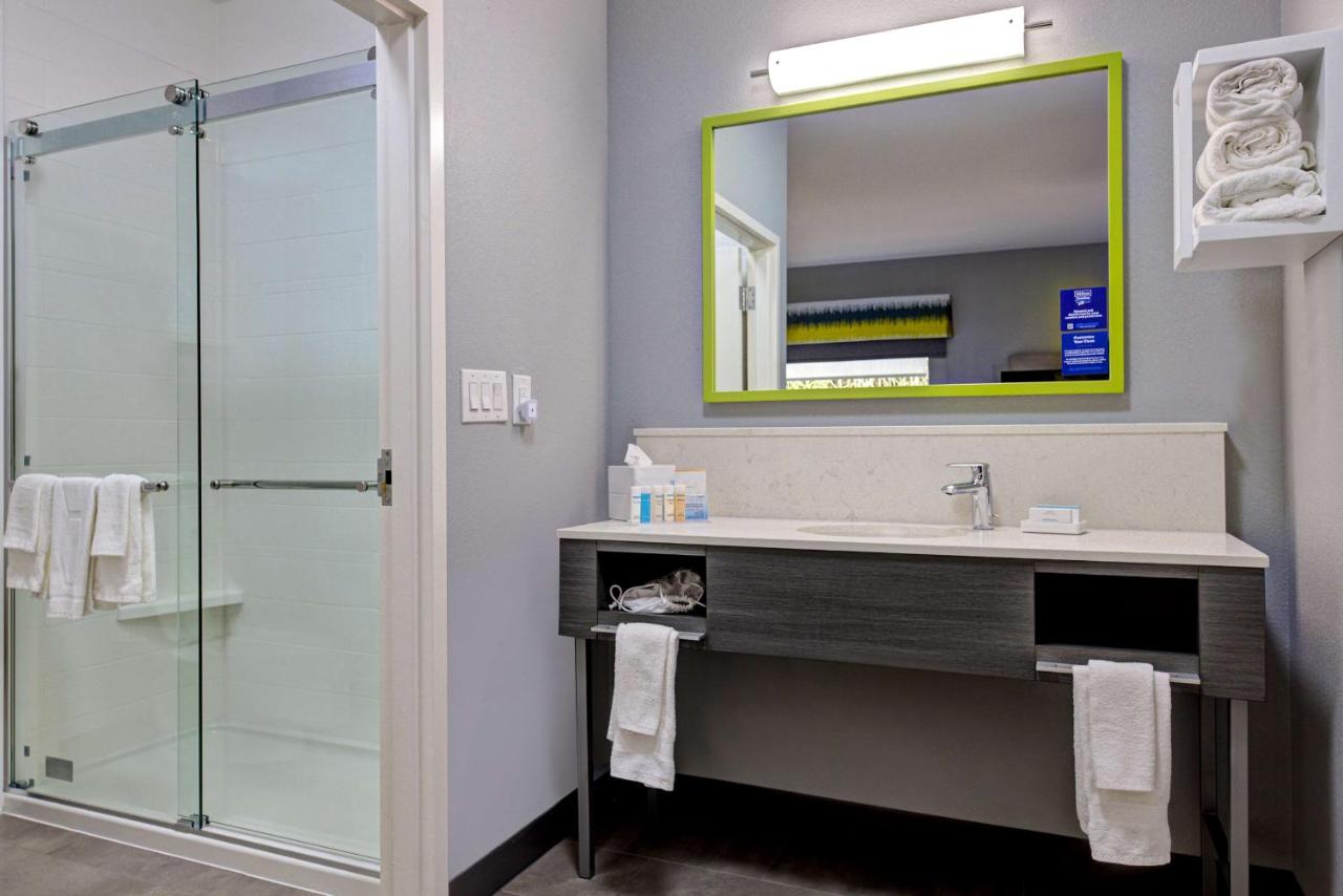 King Studio - Non-Smoking at Hampton Inn & Suites Nacogdoches