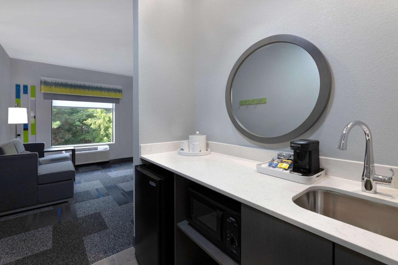 King Studio - Non-Smoking at Hampton Inn & Suites Nacogdoches
