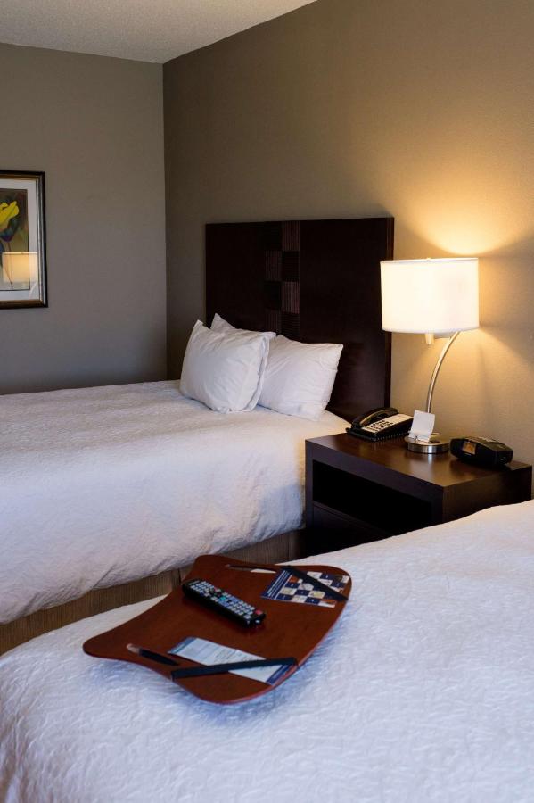 Queen Room with Two Queen Beds - Non-Smoking at Hampton Inn Oxford/Conference Center