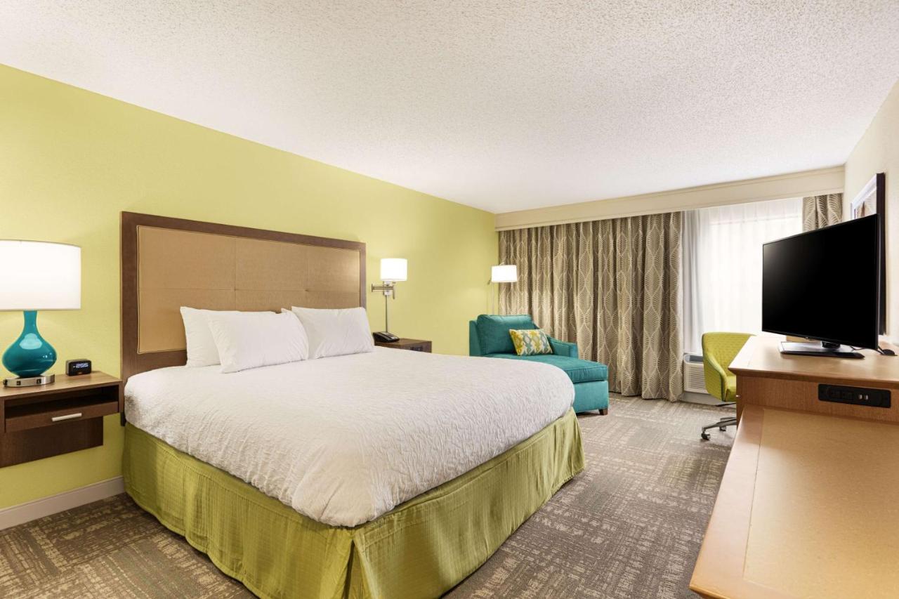King Room - Non-Smoking at Hampton Inn Pawleys Island - Litchfield