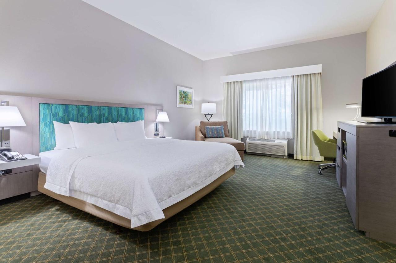 | Hampton Inn West Palm Beach-Lake Worth-Turnpike