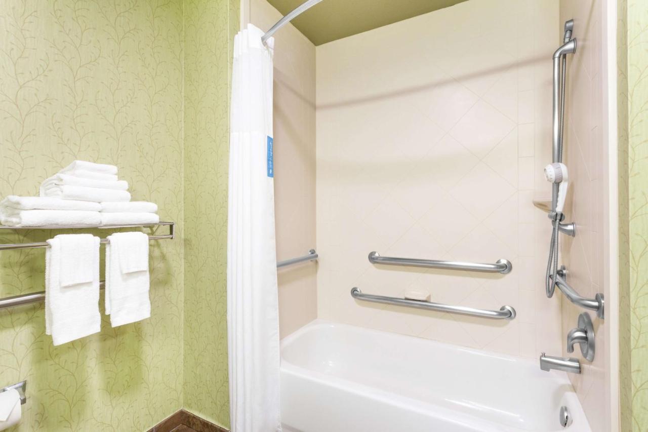 | Hampton Inn West Palm Beach-Lake Worth-Turnpike