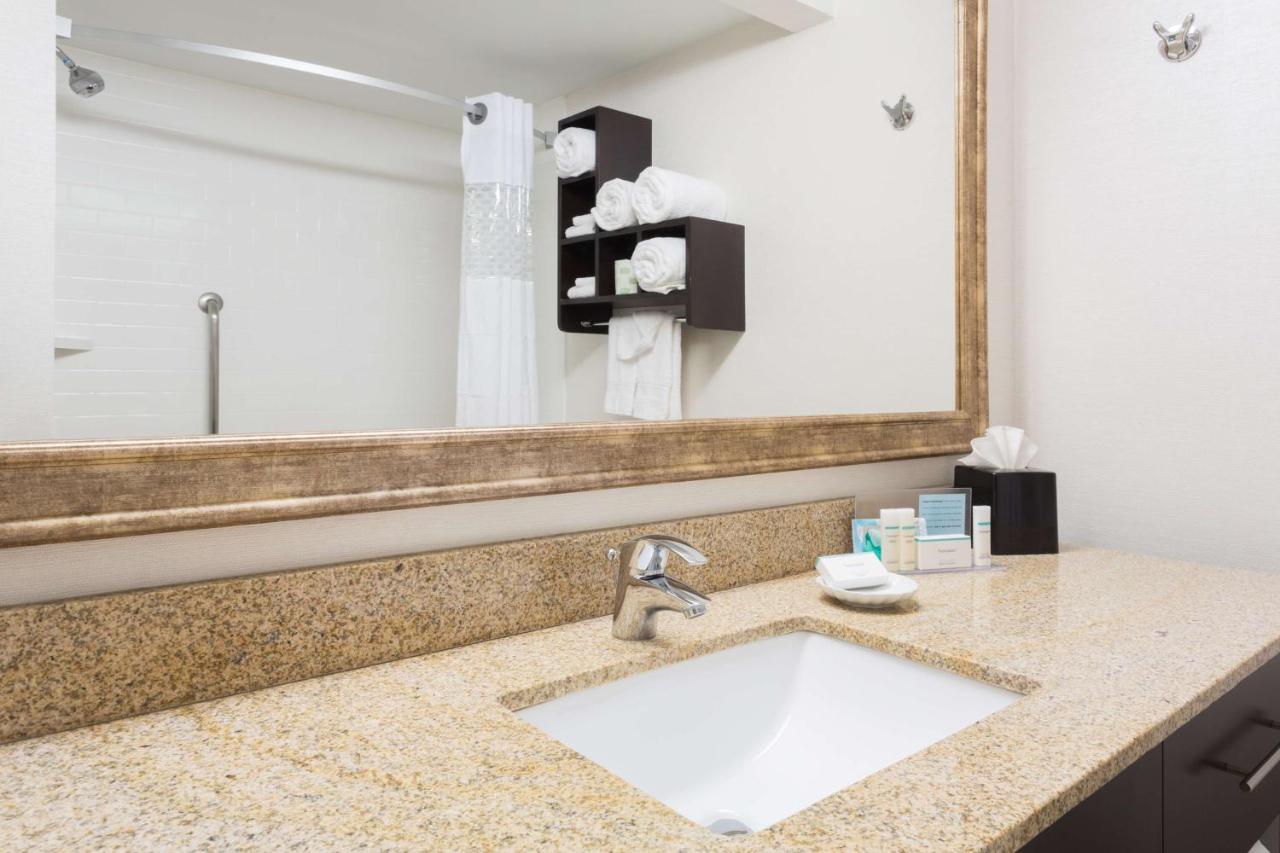 King Study with Sofa Bed - Non-Smoking  at Hampton Inn Pittsburgh/West Mifflin