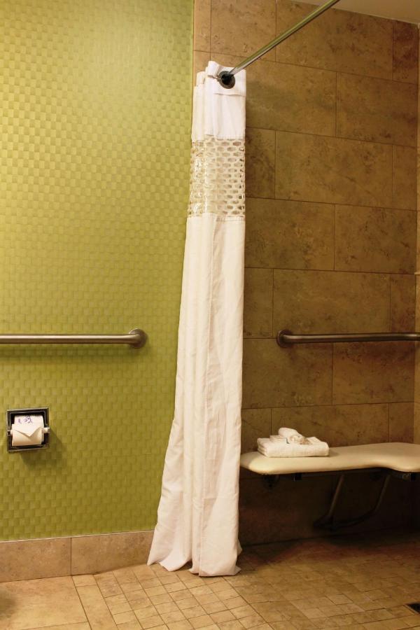 King Room with Roll-In Shower - Disability Access at Hampton Inn Perry