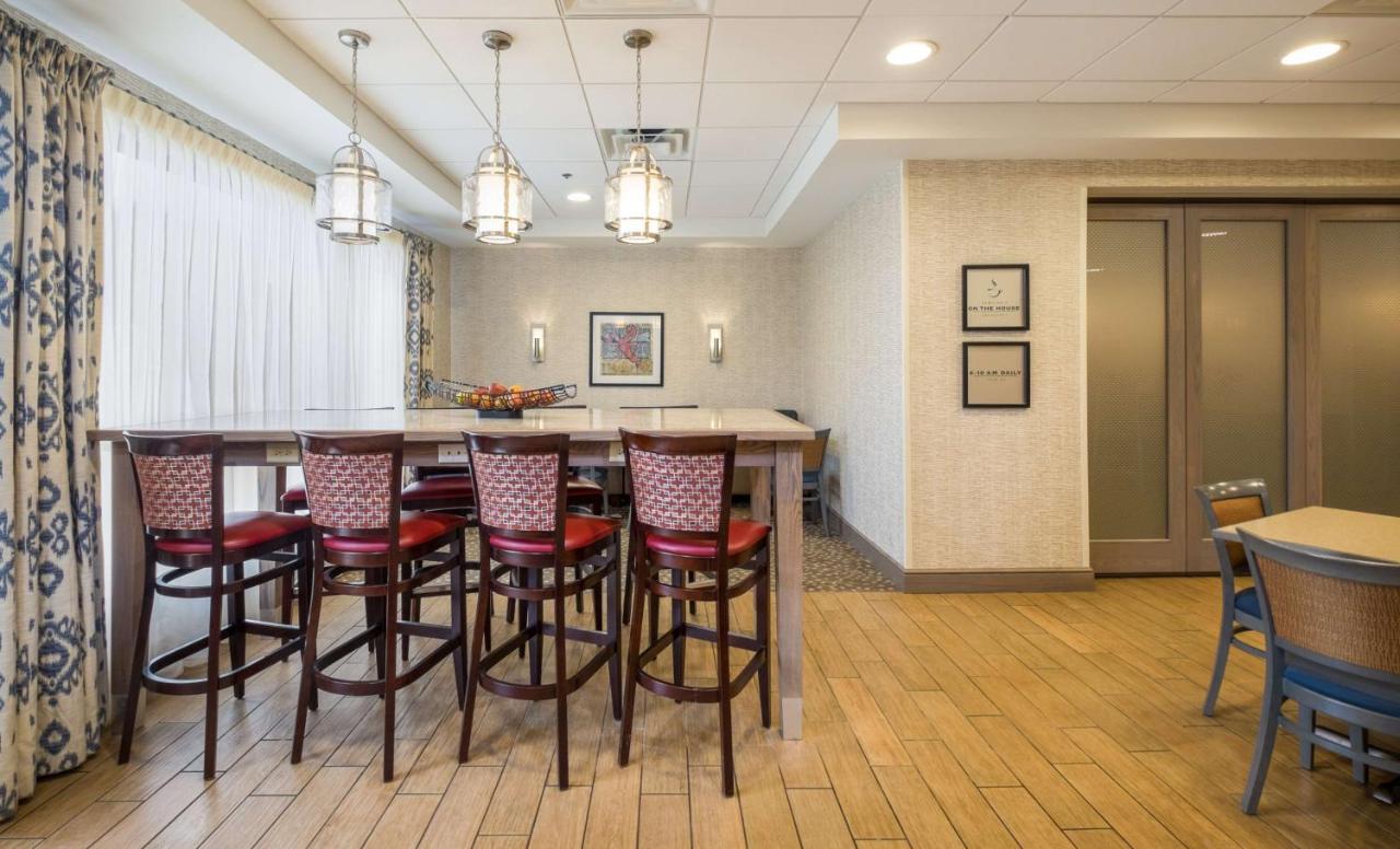 | Hampton Inn Freeport/Brunswick