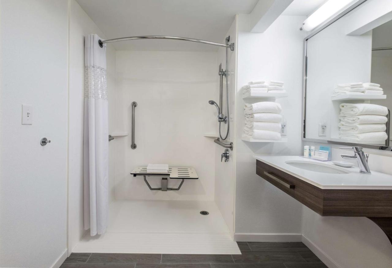 | Hampton Inn Freeport/Brunswick