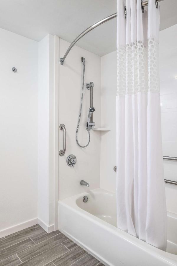  | Hampton Inn Freeport/Brunswick