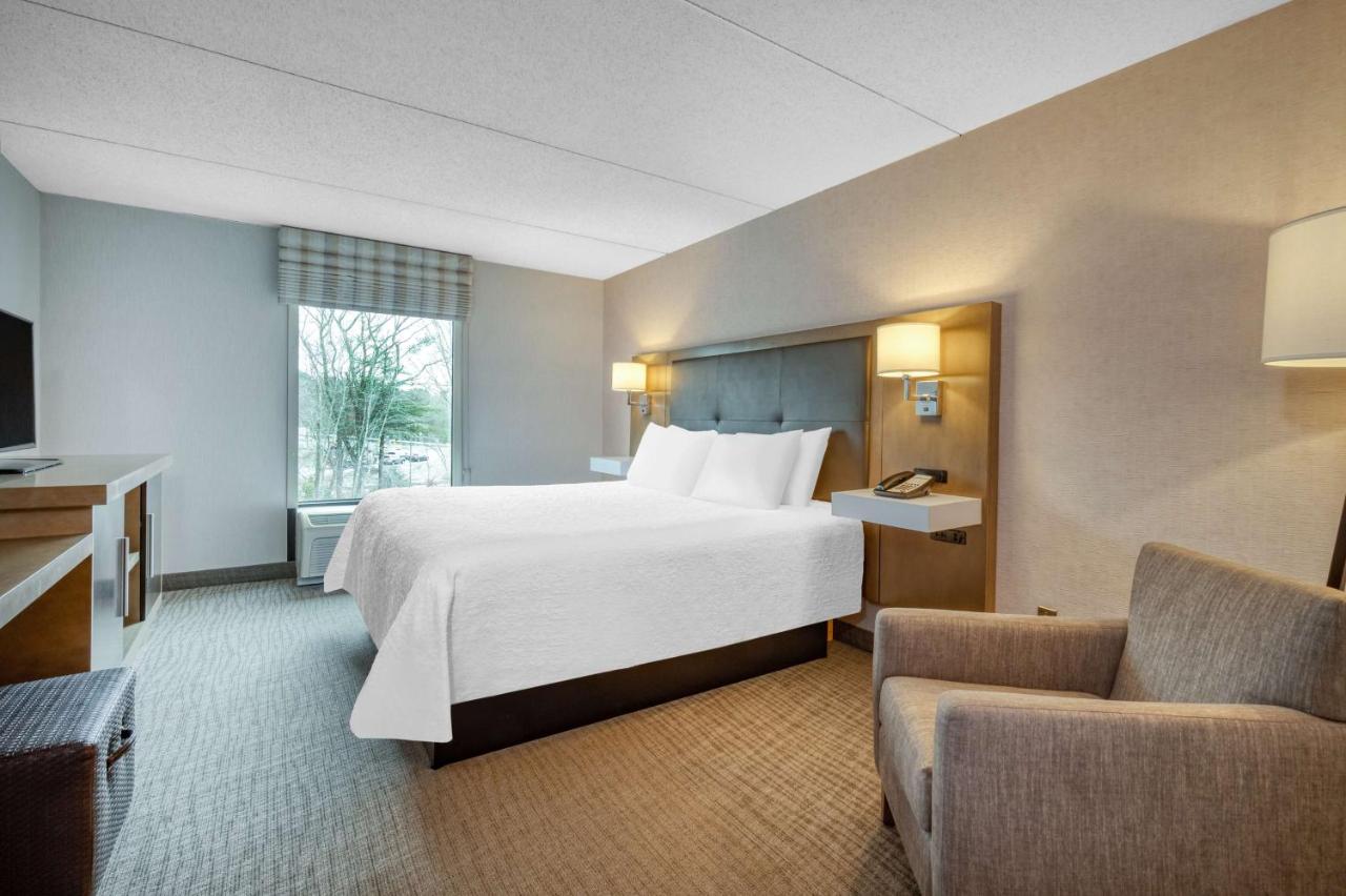 | Hampton Inn Raynham-Taunton