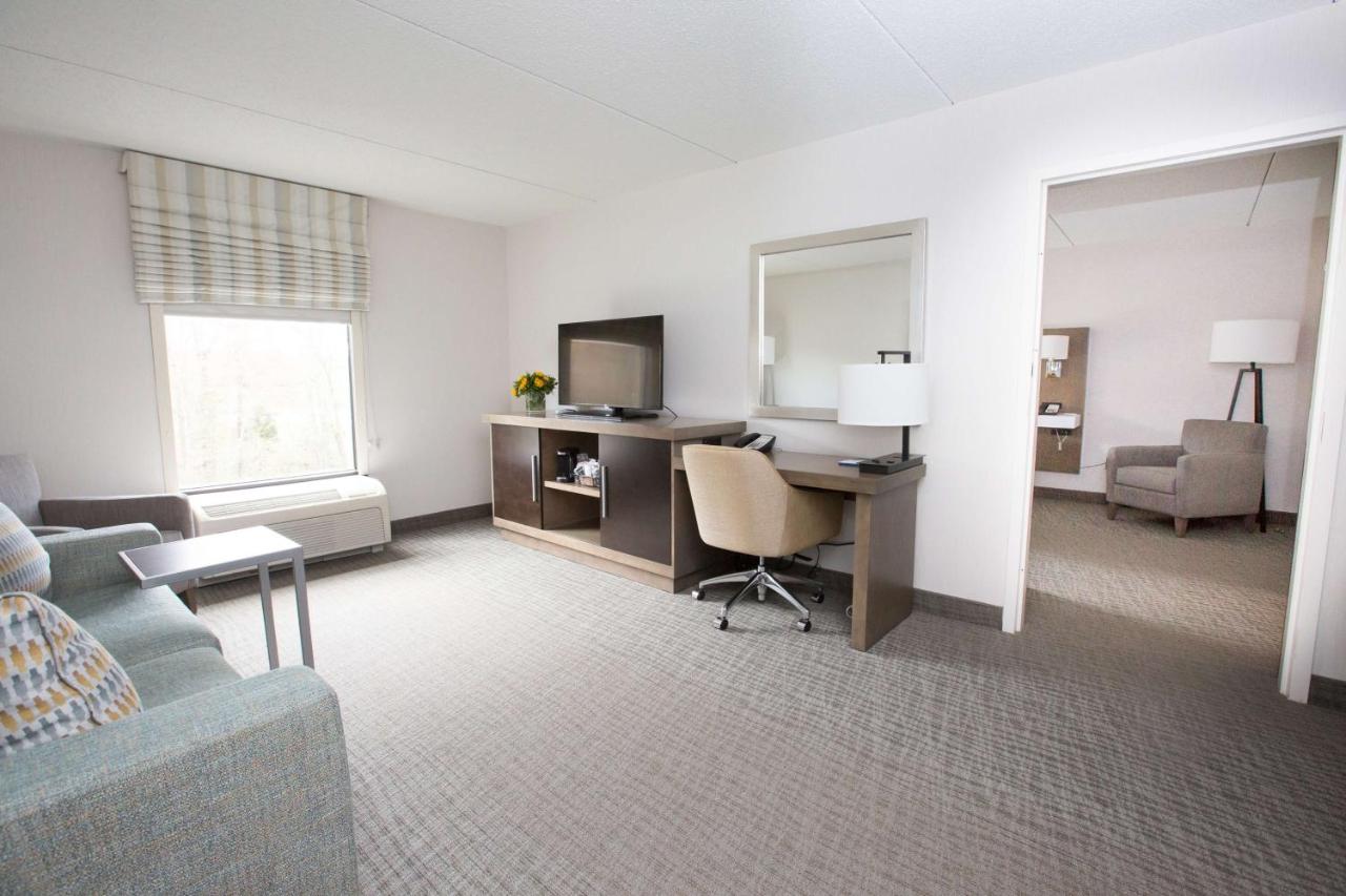 | Hampton Inn Raynham-Taunton