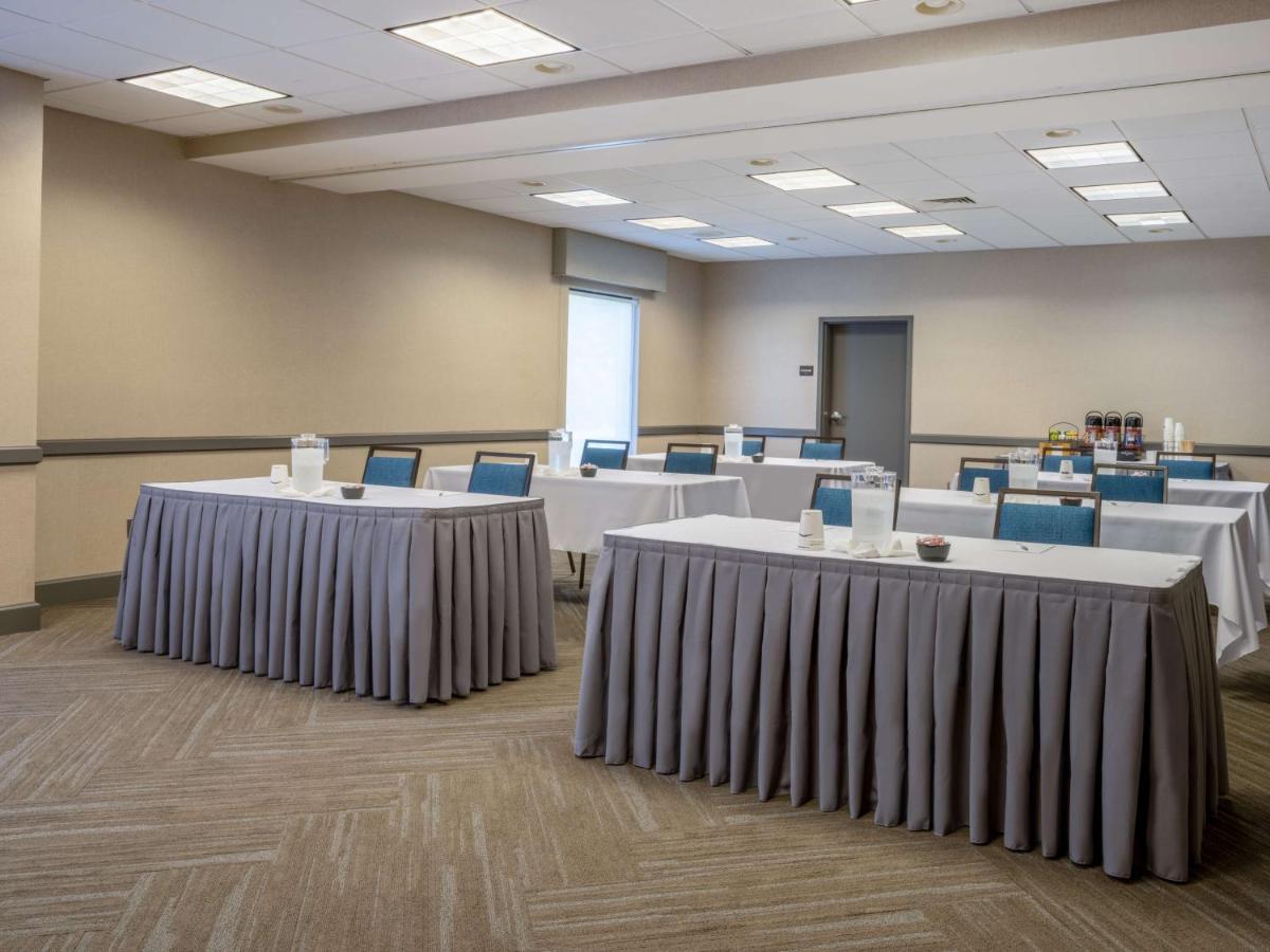  | Hampton Inn Raynham-Taunton